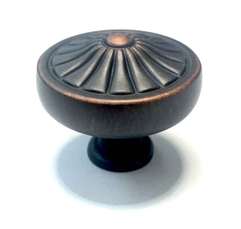 1 1/4” DECO KNOB